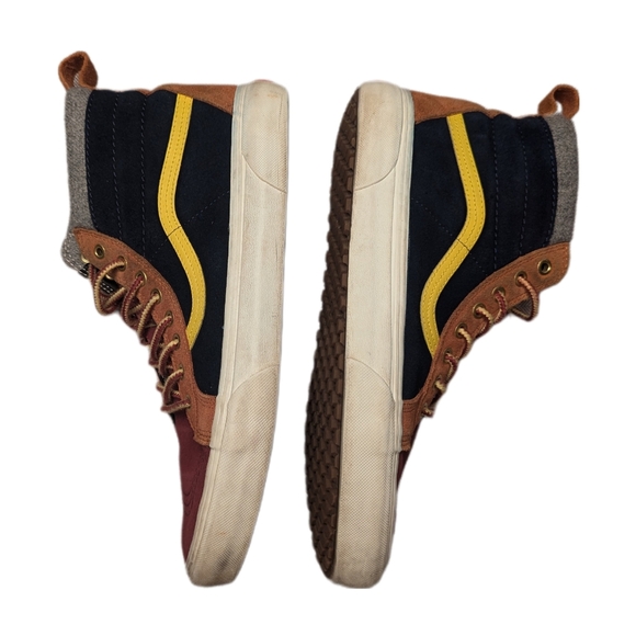 Vans Customs Sk8-Hi MTE Suede Sneaker - Picture 6 of 10